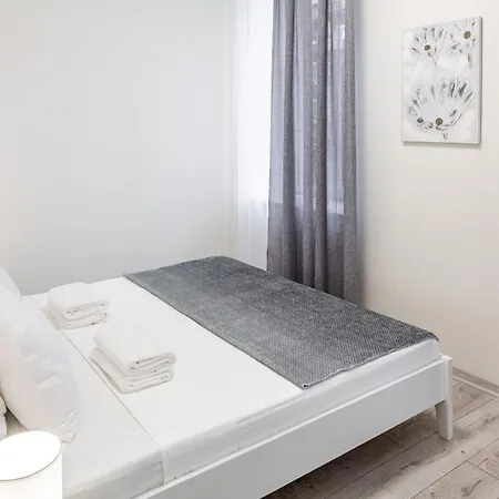 Alfa Apartments Kulisha 40 Lviv Exterior photo